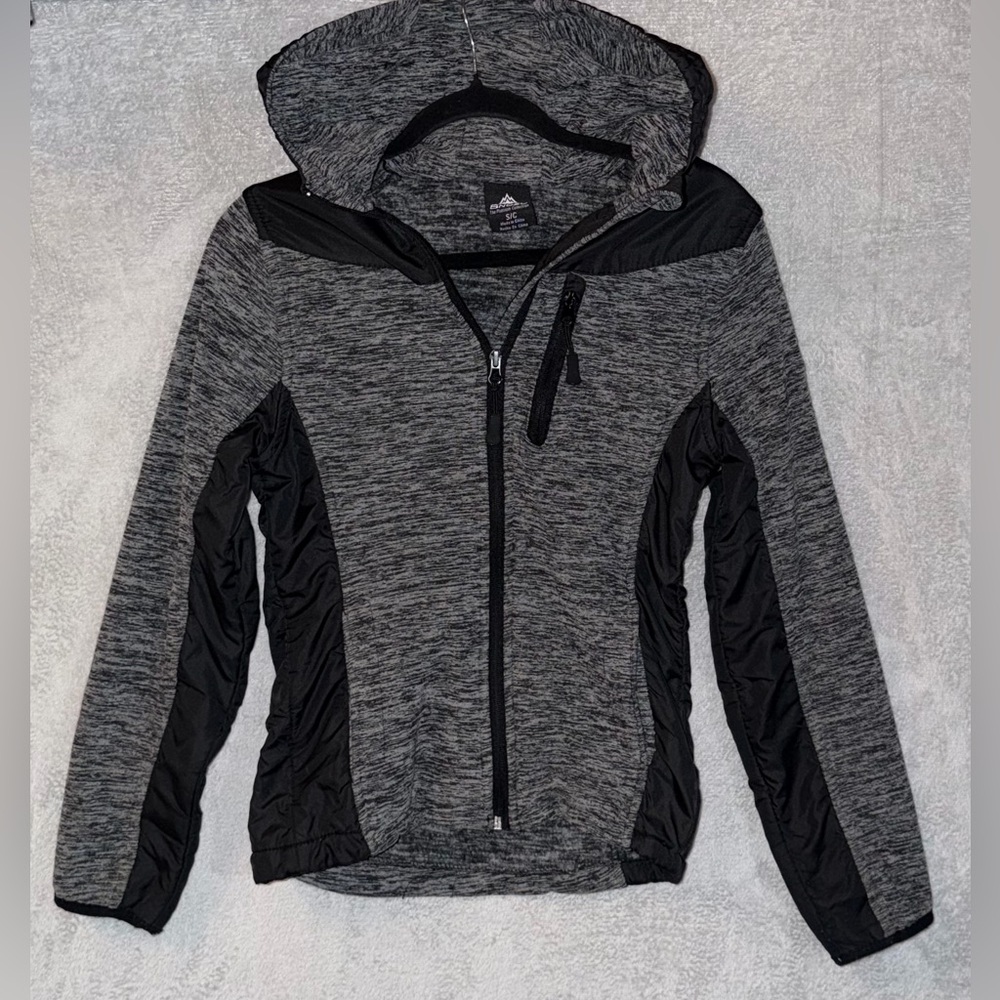 SNOZU Jacket Girls Small 7-8 Gray Black Hooded‎ Coat Zip Pockets EUC